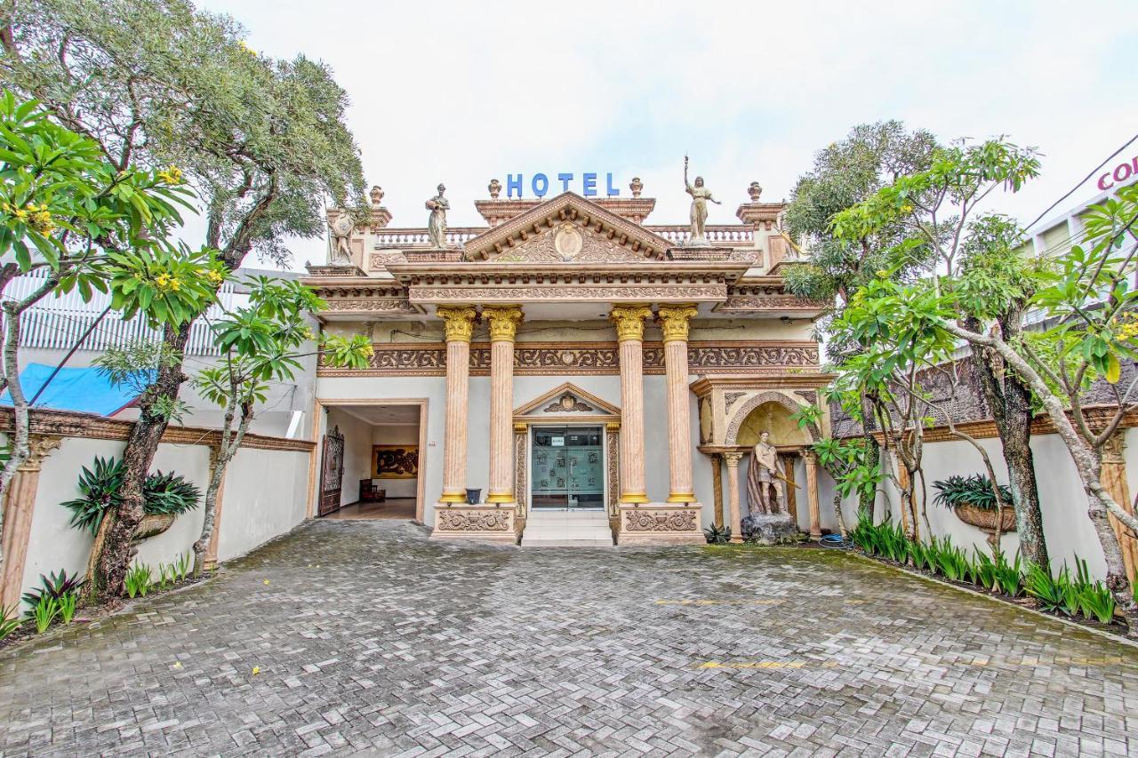 Oyo 91785 Hotel Srikandi Kalasan Tanjungtirto エクステリア 写真