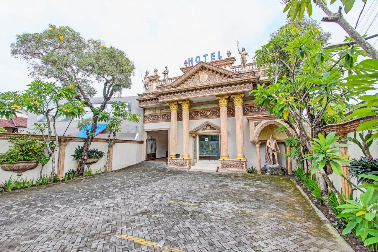 Oyo 91785 Hotel Srikandi Kalasan Tanjungtirto エクステリア 写真