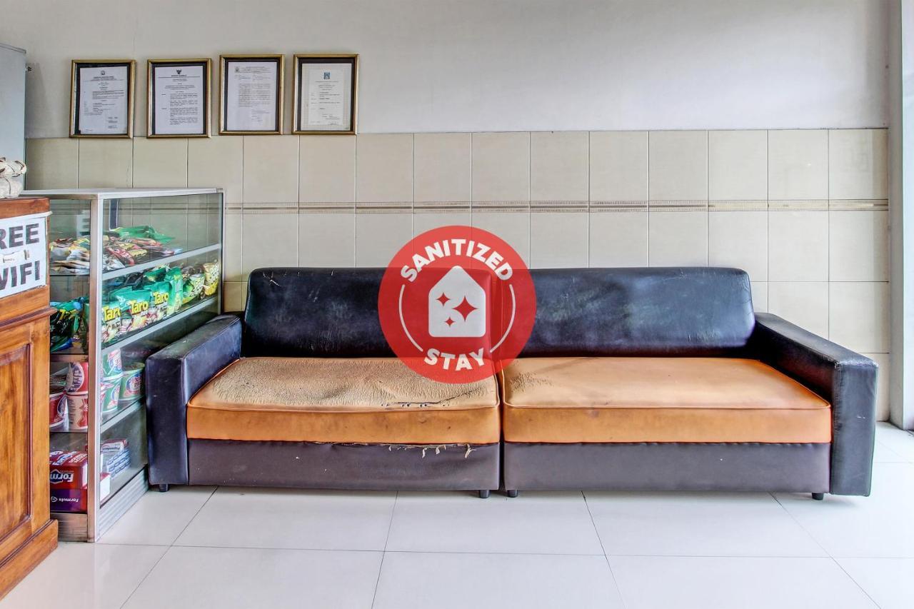 Oyo 91785 Hotel Srikandi Kalasan Tanjungtirto エクステリア 写真