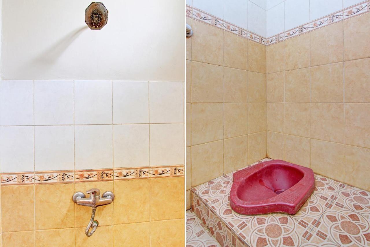 Oyo 91785 Hotel Srikandi Kalasan Tanjungtirto エクステリア 写真