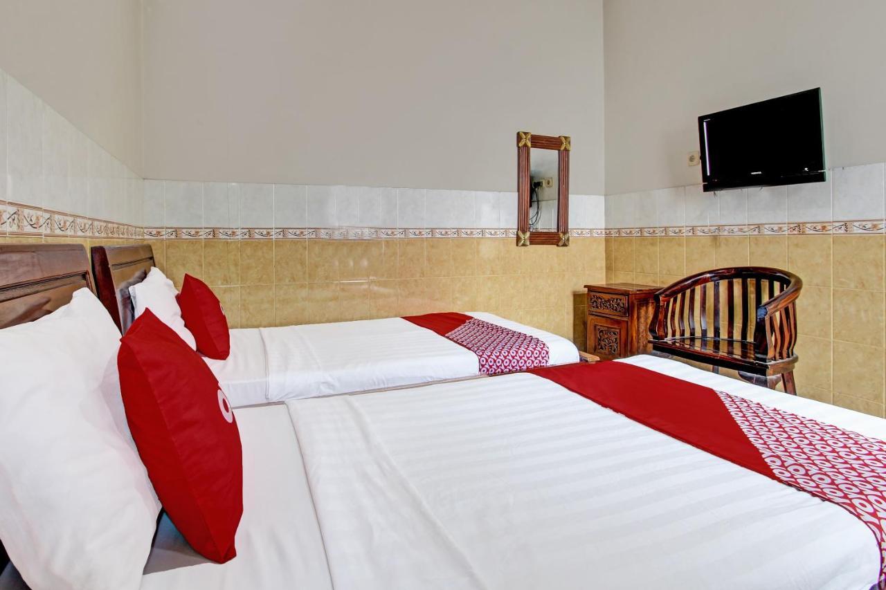 Oyo 91785 Hotel Srikandi Kalasan Tanjungtirto エクステリア 写真